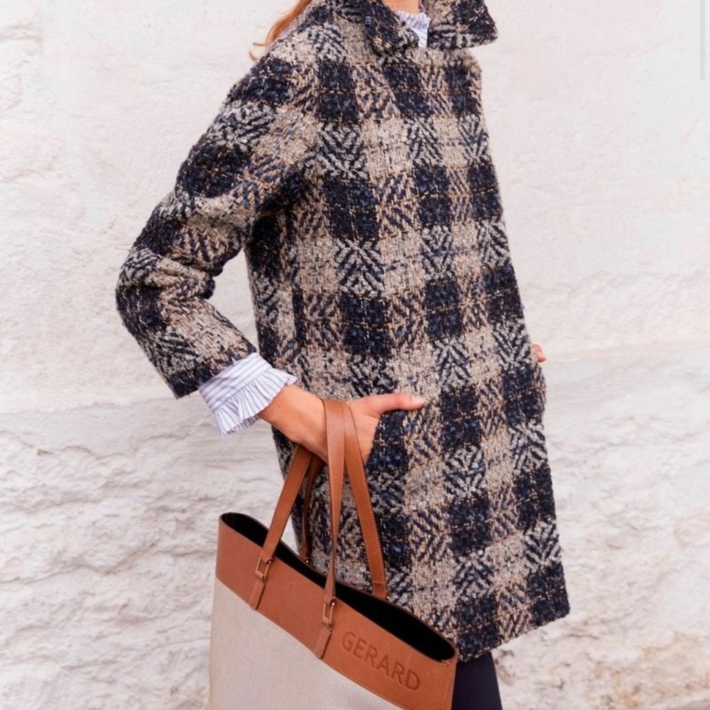 Beautiful Gerard Darel Wool Blend Coat…BRAND NEW! NEVER WORN!
